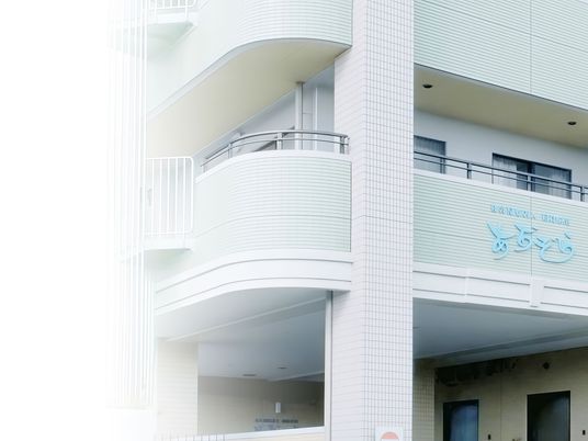 外観の建物正面  
