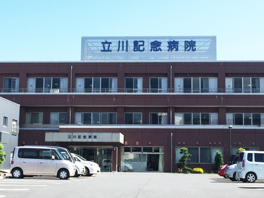 病院の外観  