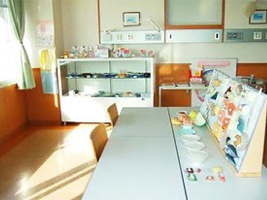 明るい食堂  