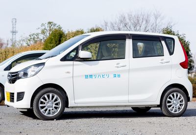 施設用車両外観