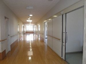 明るい廊下  