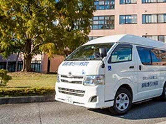 送迎車の外観  