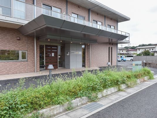エントランス付近の外観
