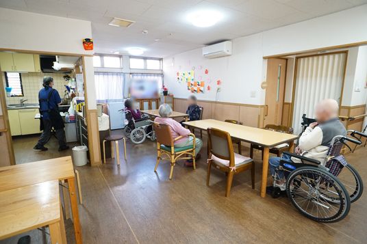快適な共有ダイニングスペース