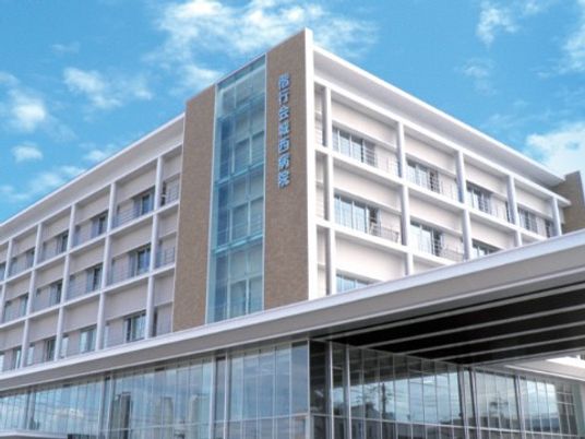 病院のような建物外観  