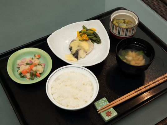 和風の健康的な食事