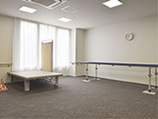 明るい機能訓練室