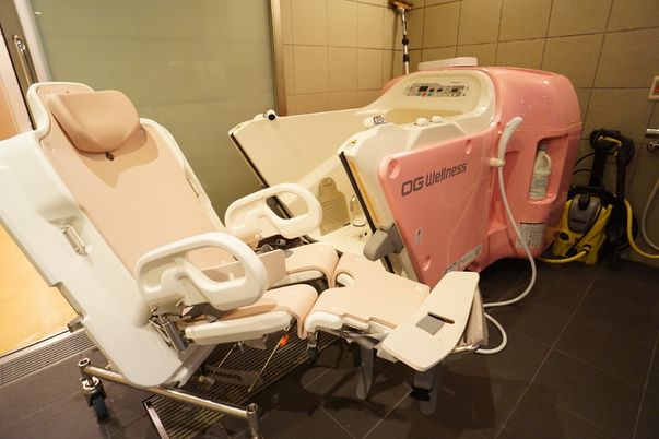 快適な介護用浴槽