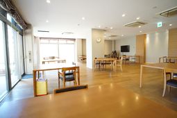 明るいダイニングルーム