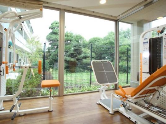 明るい機能訓練室