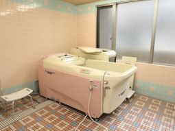介護用設備の備えた浴室