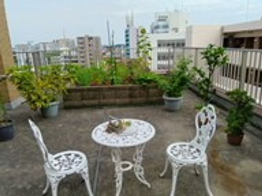 バリアフリー設計の浴室