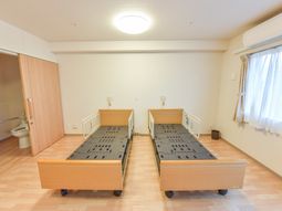 清潔なベッドルーム