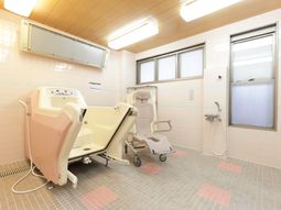 清潔な浴室設備