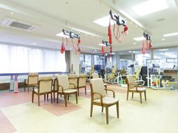明るい機能訓練室