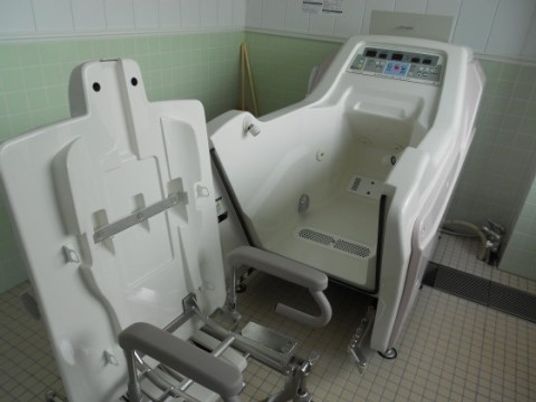 バリアフリー浴室設備