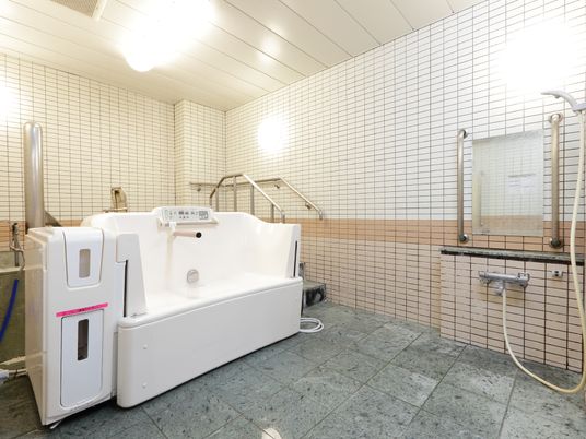 バリアフリー浴室設備