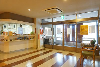 エントランスと受け付け