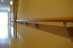 廊下の手すり