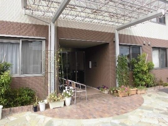 エントランスの屋外ビュー