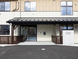 建物のエントランス