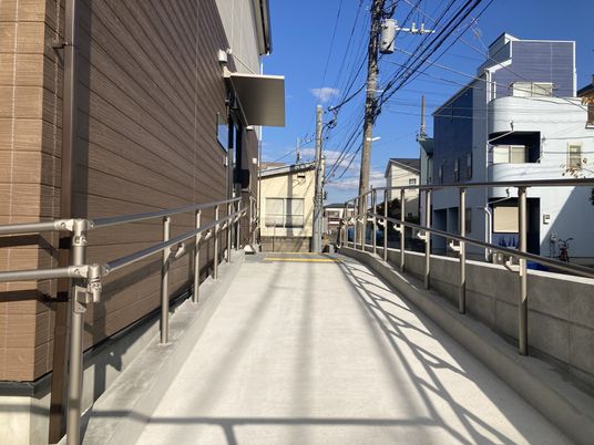安全な屋外通路