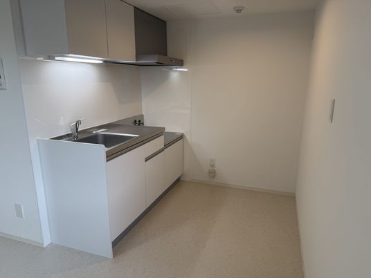 シンプルなキッチン