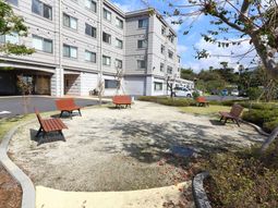 広々とした中庭