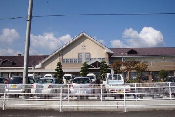 広々とした外観