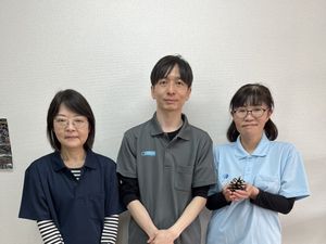 スタッフ3人の集合  
