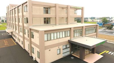 3階建ての建物外観