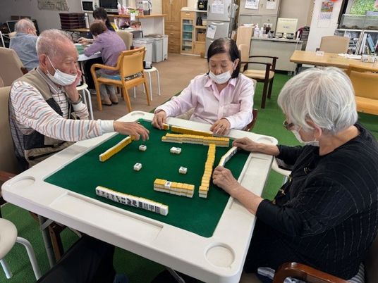 楽しそうな交流の場