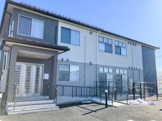 入居棟外観