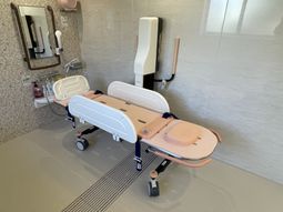移動用ベッドの設備