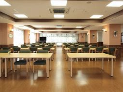 明るいダイニングスペース