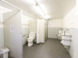清潔なトイレスペース