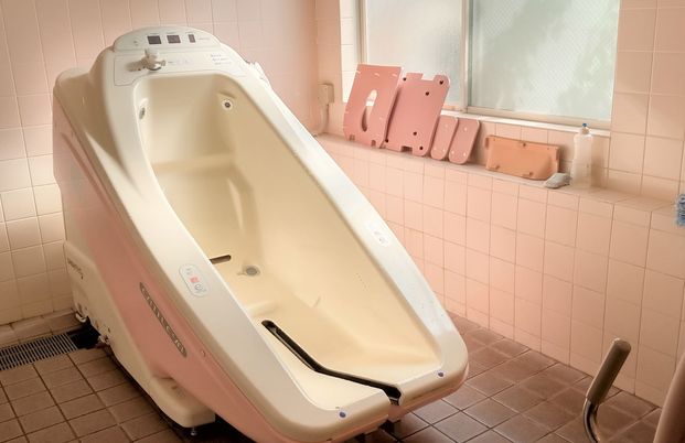 やさしい入浴設備