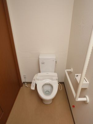 バリアフリー対応のトイレ