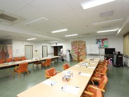 広々とした多目的室
