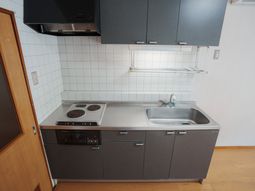 清潔なキッチン空間