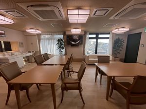 広々としたラウンジ