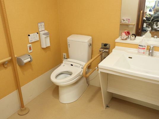 バリアフリートイレ