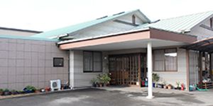 落ち着いた雰囲気の建物