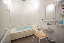 バリアフリー浴室設備