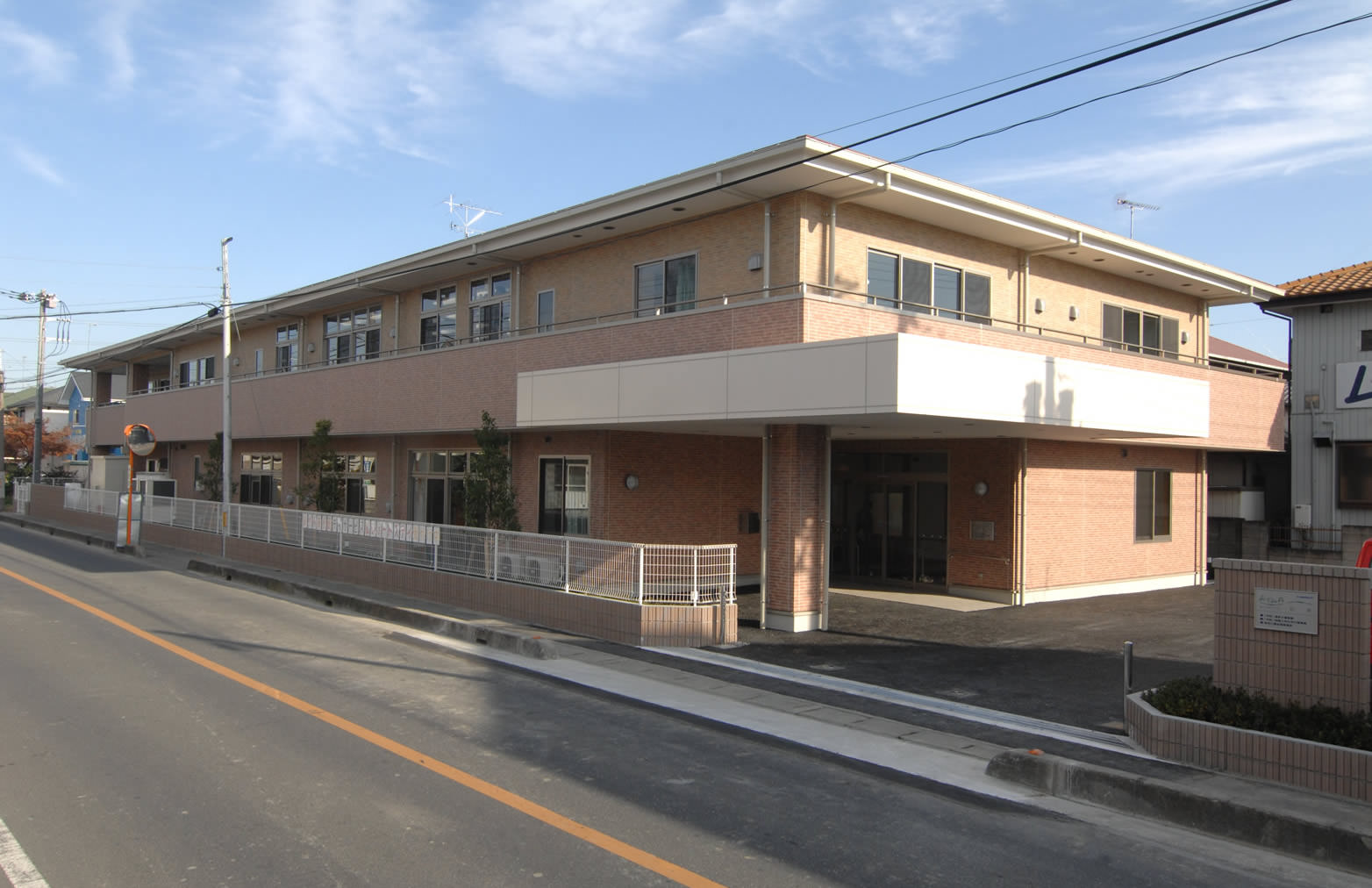 あずみ苑行田の外観