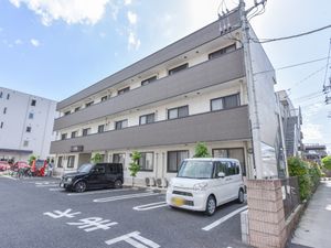 多階建て施設の外観