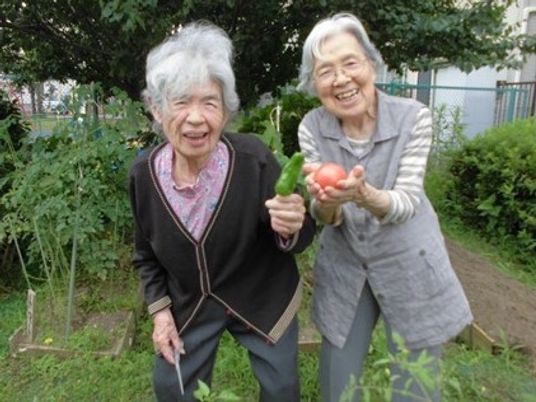 笑顔溢れる庭のお手伝い