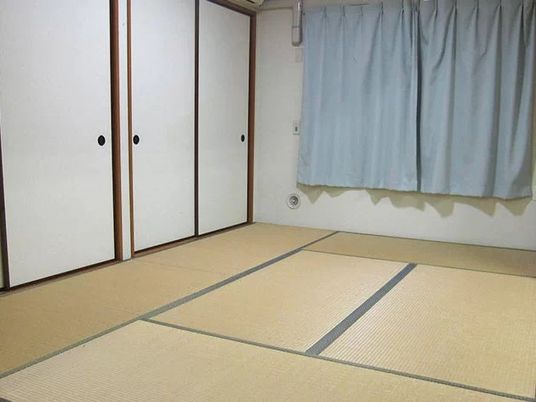畳敷きの和室  