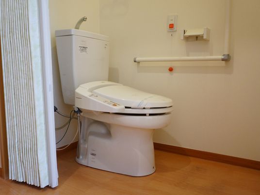清潔なトイレ設備