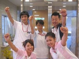 活気あるスタッフの姿勢